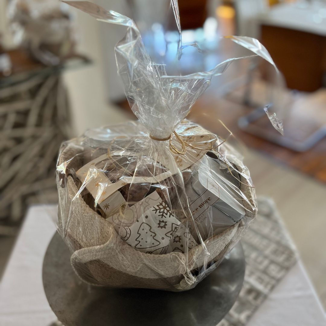 Christmas Gift Hampers: A Taste of Manna Epicure